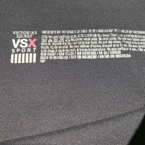 Victoria’s Secret Sport athletic workout black capris leggings, Women size Small - Picture 6 of 12